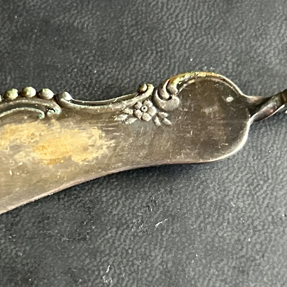 Antique Silverplate Butter Pick | WM Rogers and Son AA Dogwood Flower